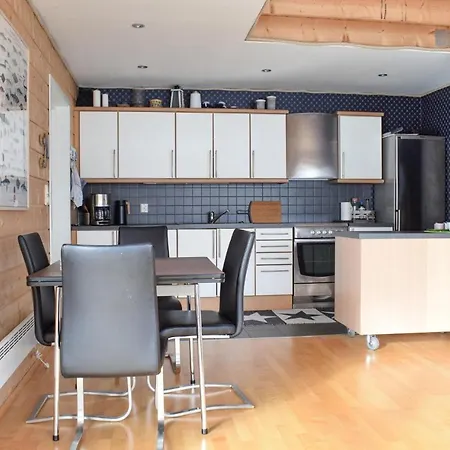 3 Bedroom Front In Bokn Kro