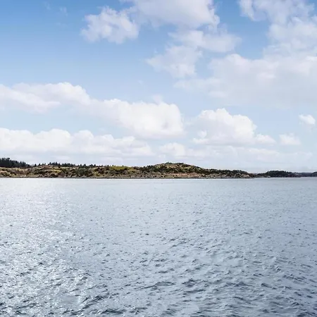 In Bokn With House Sea View * Kro